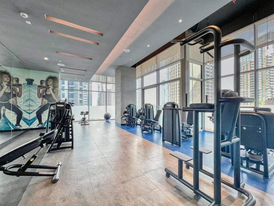 Apartment Luxury 1br With Marina View Jumeirah Living Dubai