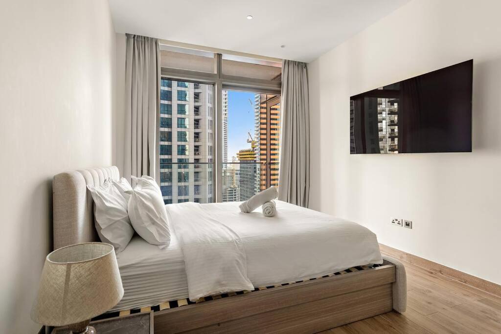 Luxury 1br With Marina View Jumeirah Living *