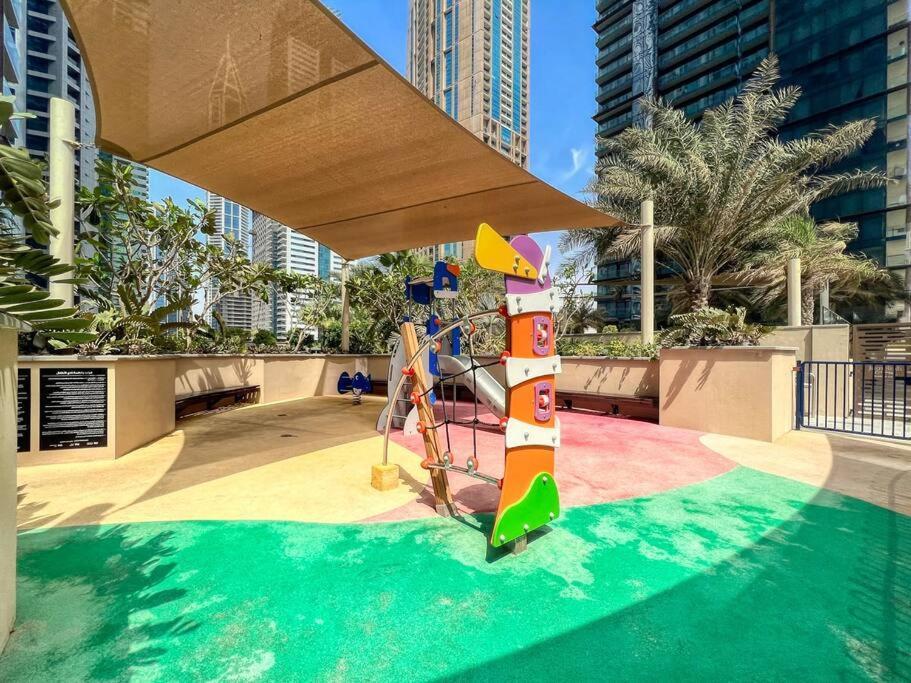 Luxury 1br With Marina View Jumeirah Living *