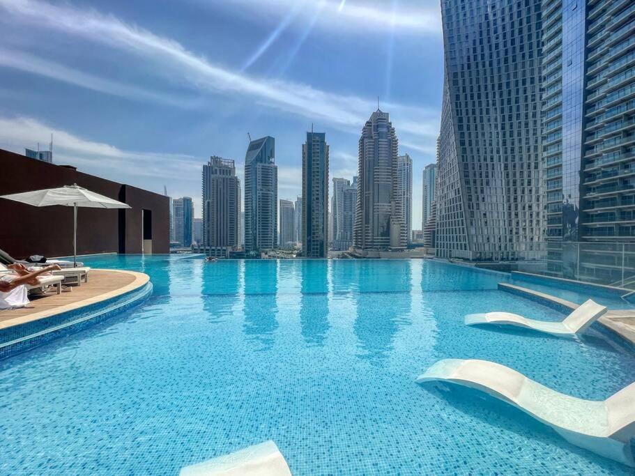 Luxury 1br With Marina View Jumeirah Living Appartement