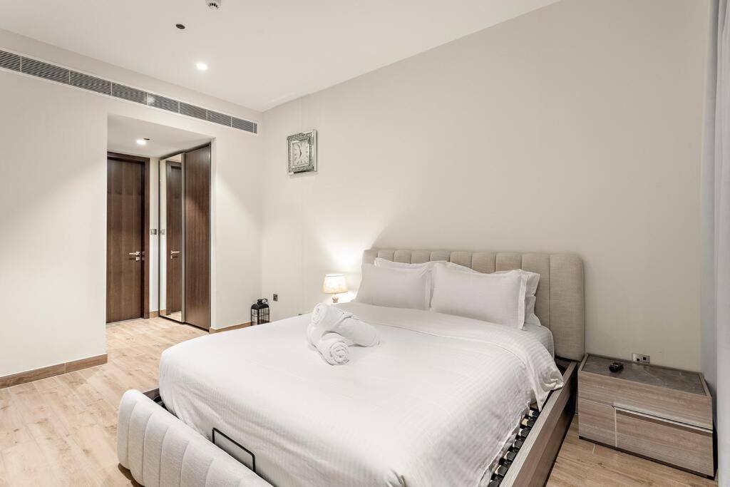 Luxury 1br With Marina View Jumeirah Living *